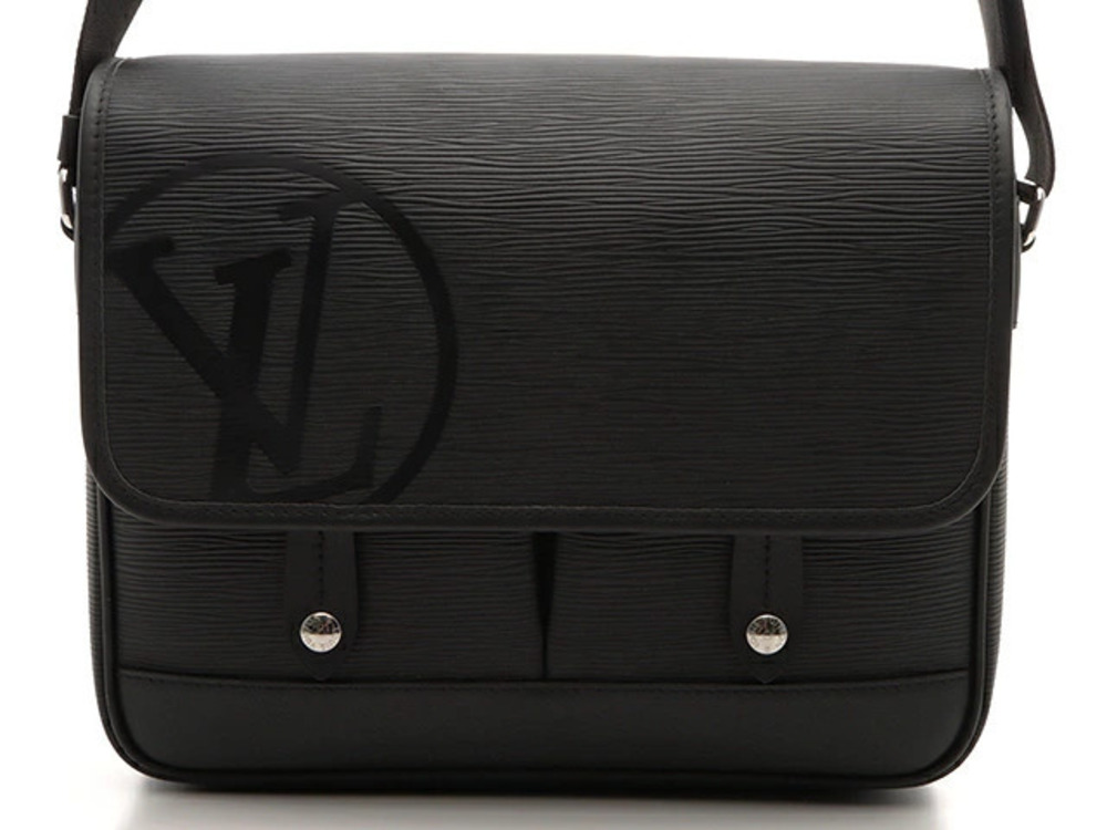 LOUIS VUITTON Shoulder Bag Messenger Downtown Epi Noir Black